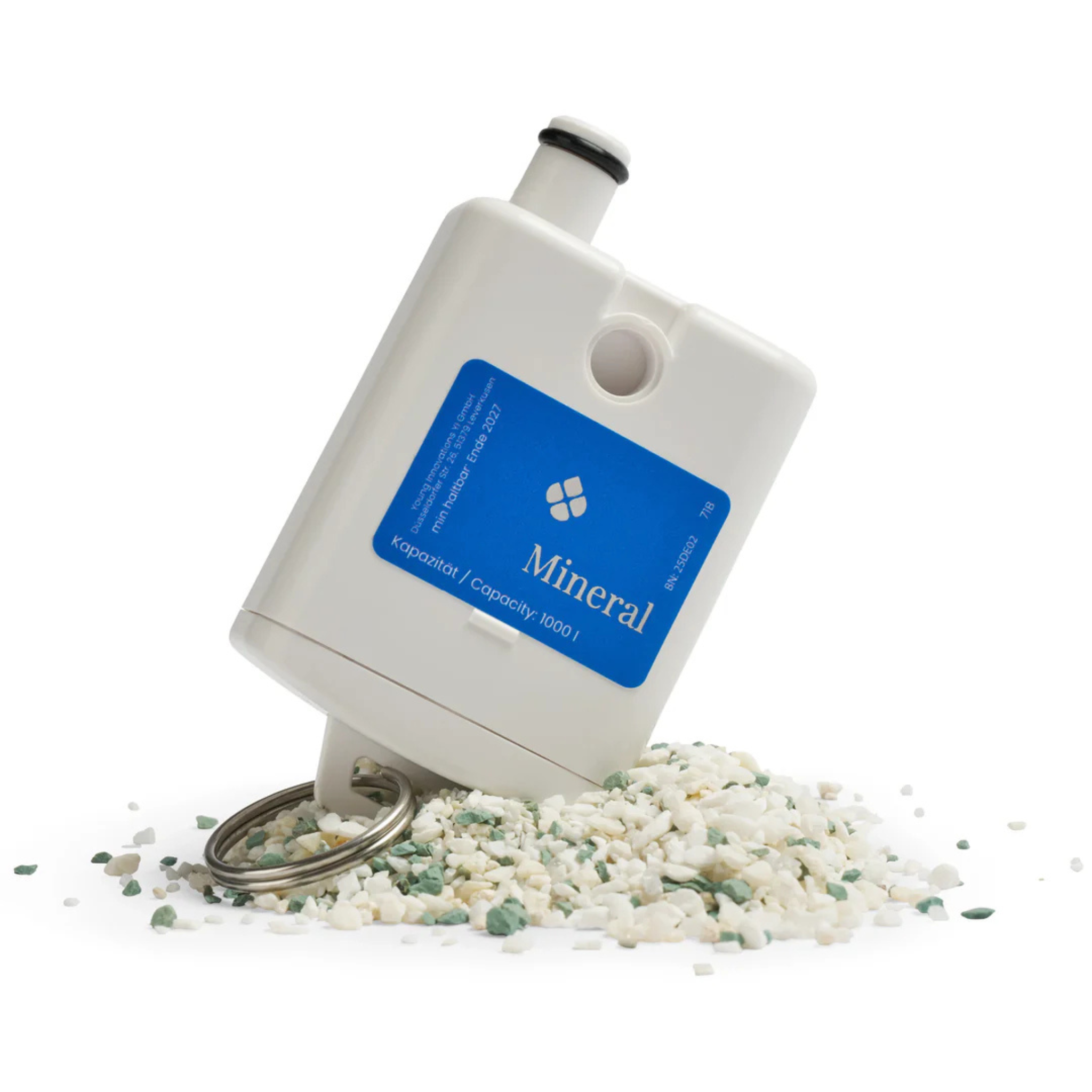 Filtr MN wzbogaca wodę w magnez, potas, wapń i sód, dzięki czemu odzyskuje ona naturalny, delikatny smak. Podnosi pH i przywraca mineralną równowagę po procesie osmozy. To idealne rozwiązanie dla osób, które chcą pić zdrową, zbilansowaną wodę każdego dnia. Filtr MN jest łatwy w montażu, wydajny i kompatybilny z systemem HO3 Home One.